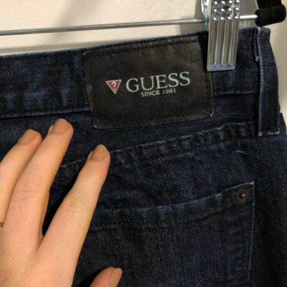 Men’s Guess Regular Straight Crescent Fit Jeans - Picture 9 of 10